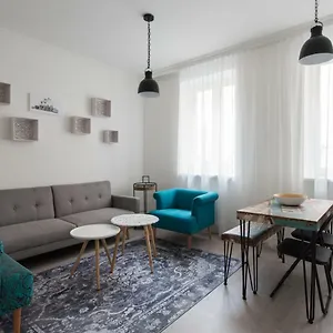 let-it-be-u1-u2-u4-karlsplatz-oper-apartment.vienna-besthotels.com/