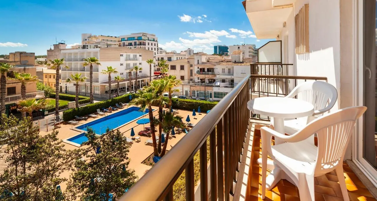 Apartment Apartamentos Charlys Can Picafort Can Picafort  Spanien